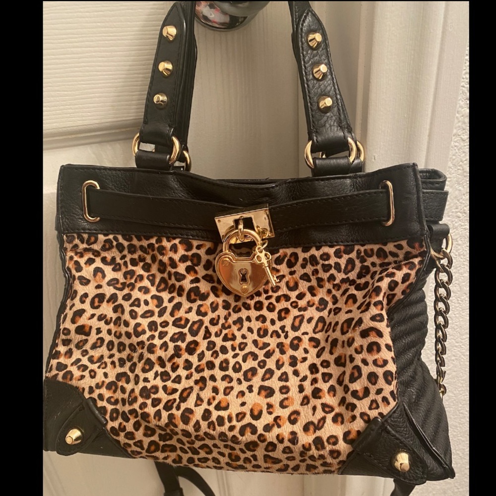 💖Juicy Couture leopard print purse/handbag with gold heart locket & gold studs